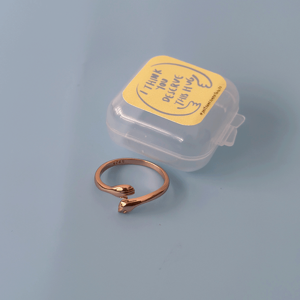 Hug Ring