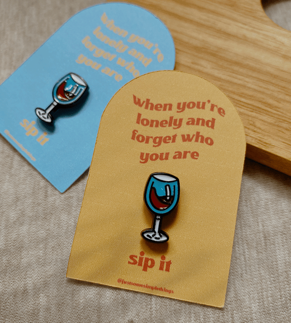 Sip It Pin - Thewearablethings