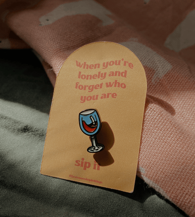 Sip It Pin - Thewearablethings